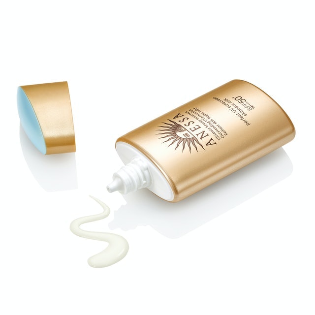 kem chống nắng Anessa Perfect UV Sunscreen Skincare Milk SPF50+ Pa++++ (90ml)