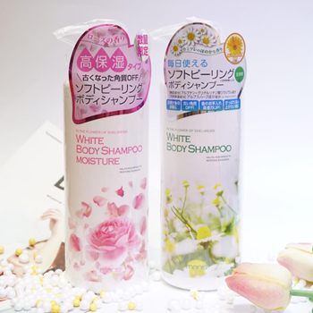 Sữa tắm trắng trắng da Manis White Body Shampoo Nhật Bản 450ml